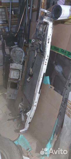 Телевизор+ радиатор кондиционера Toyota Crown 130