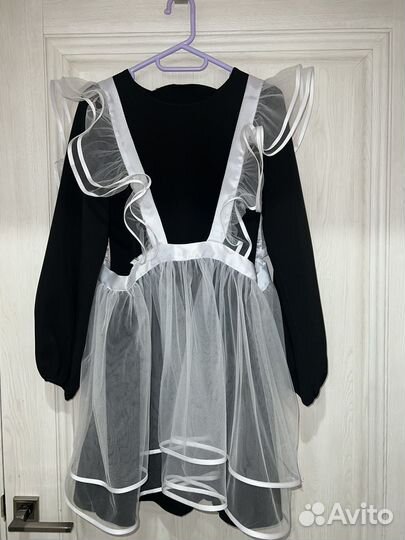 Школьный фартук и платье школьное