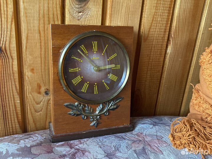 Настольные часы СССР маяк ретро винтаж