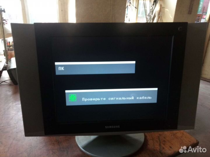 LCD телевизор Samsung 15