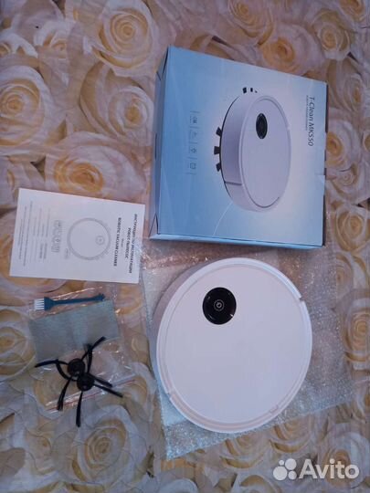 Робот пылесос новый