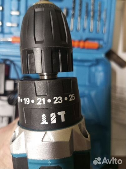 Дрель шуруповерт