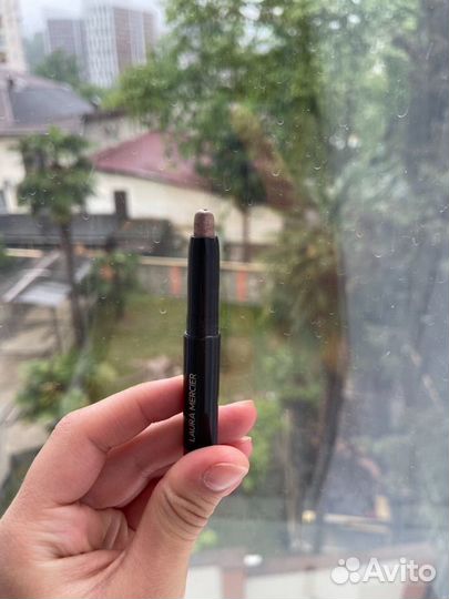 Жидкие Тени для век laura mercier