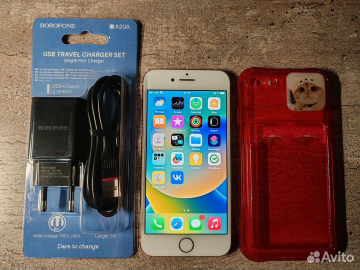 iPhone 8, 64 ГБ