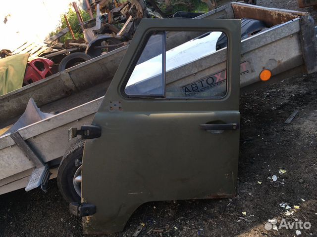 Левая дверь УАЗ буханка