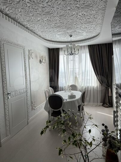 3-к. квартира, 120 м², 9/9 эт.
