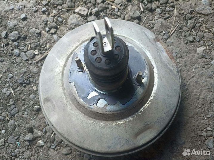 Вакуумный усилитель тормозов Калина