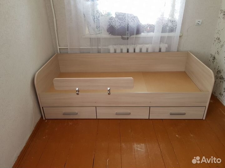 Кровать детская