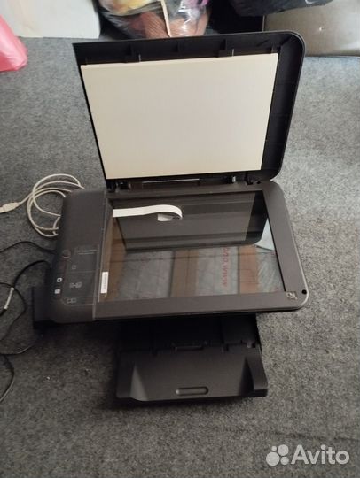 Принтер сканер HP Deskjet 2050