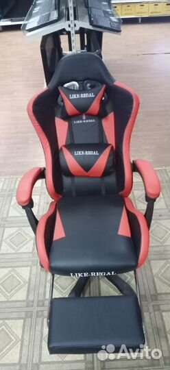 Игровое кресло с механизмом качания красно-черное