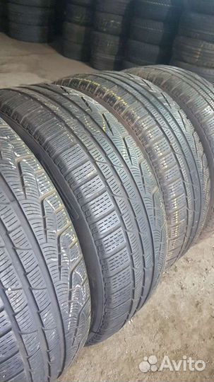 Pirelli Carrier 225/55 R17