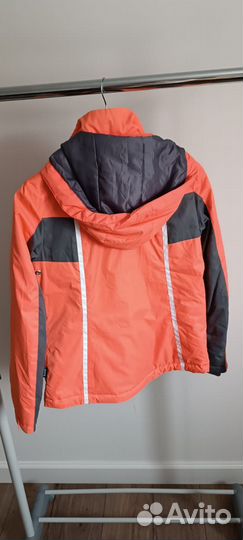 Лыжная куртка женская