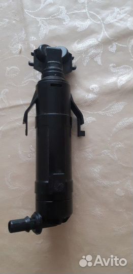 Форсунка омывателя фары на vag