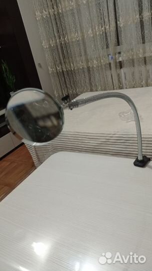 Лупа настольная