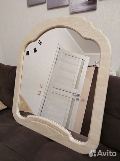 Зеркало настенное