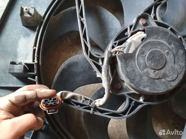 Диффузор с вентилятором Форд Мондео 4 2.0 дизель