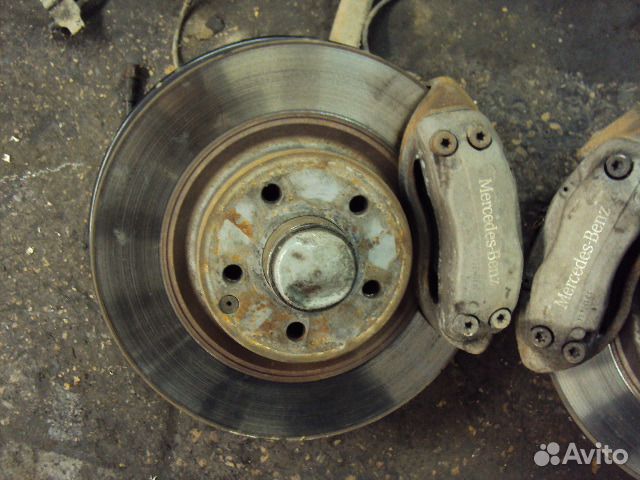 Суппорт Mercedes e-class cls w211 w219