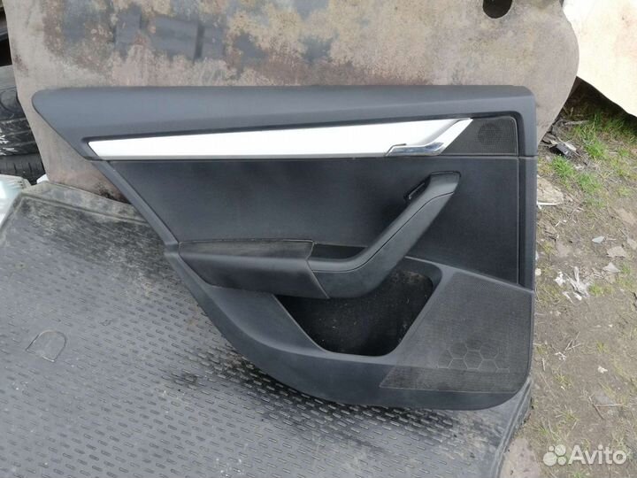 Дверная карта задняя Шкода октавия 3 а7