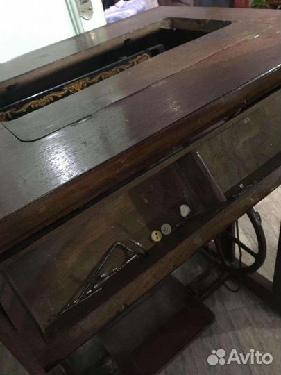 Немецкая ножная швейная машинка Kohler