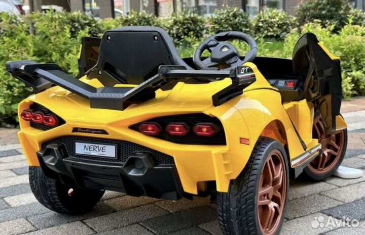 Детский электромобиль