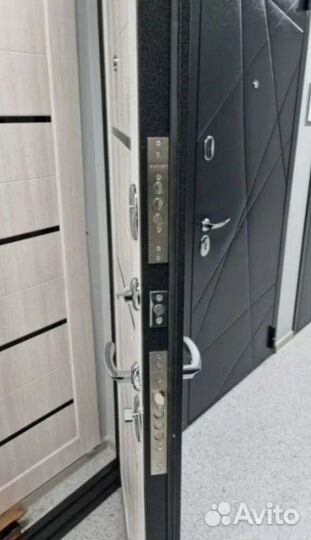 Дверь входная
