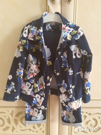 Костюм(рост-104см.)