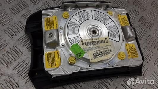 Подушка безопасности водителя audi A6 C4 (9SE19J30