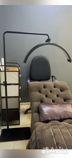 Кольцевая светодиодная лампа