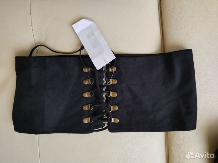 Цена за всё. 2 новых пояса 42-44 размер