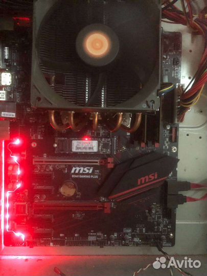 Материнская плата с процессором и памятью ddr4