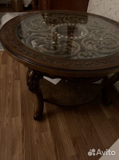 Стол дерявянный