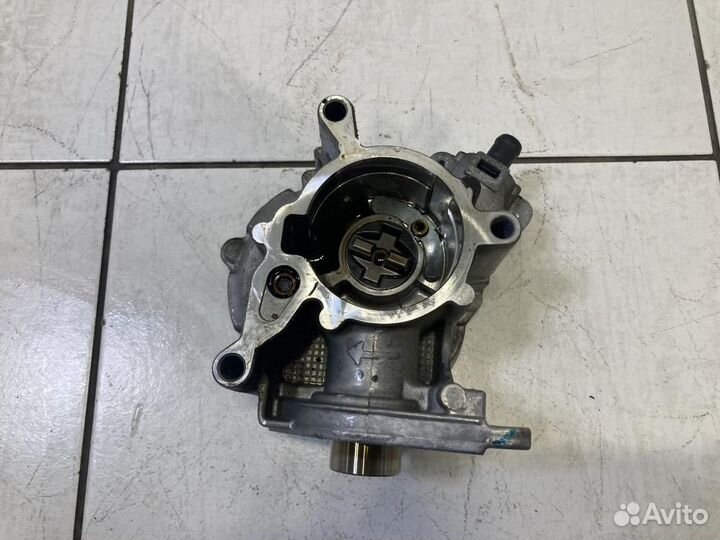 Насос вакуумный Audi А4 В8 8K2