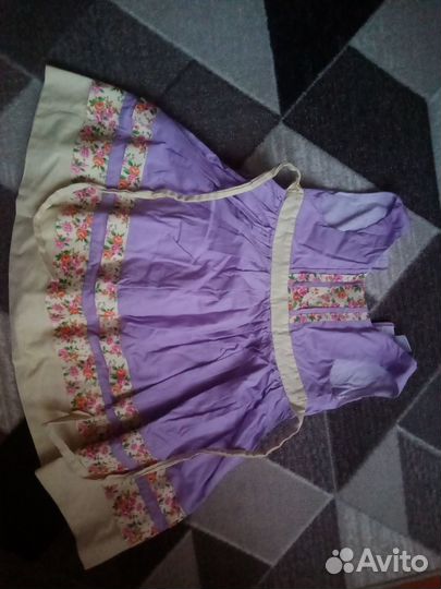 Платье нарядное 98