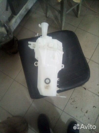 Бочек омывателья Kia Ceed Киа Сид 2018 г