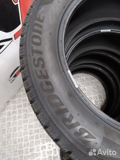 Bridgestone Blizzak VRX2 205/55 R16