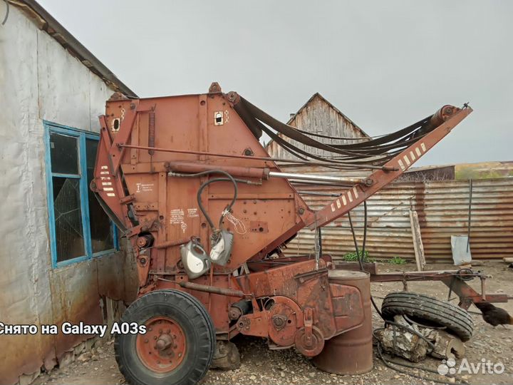 Пресс-подборщик Бежецксельмаш ПРП-1.6, 1993