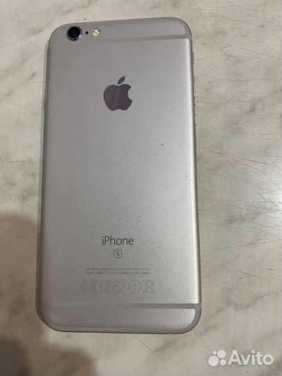 iPhone 6S, 32 ГБ