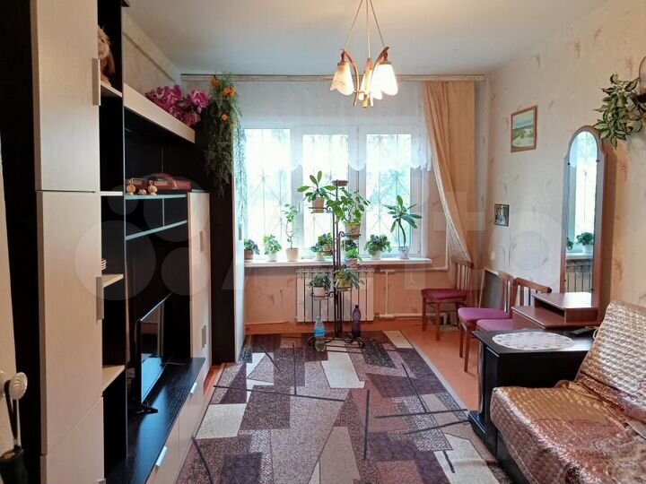 4-к. квартира, 71 м², 1/9 эт.