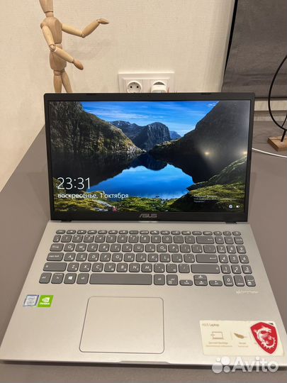 Ноутбук asus, в отличном состоянии