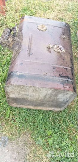 Топливный бак