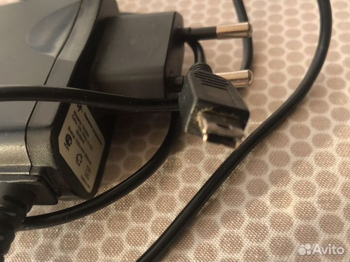 Зарядное устройство для телефона Fly