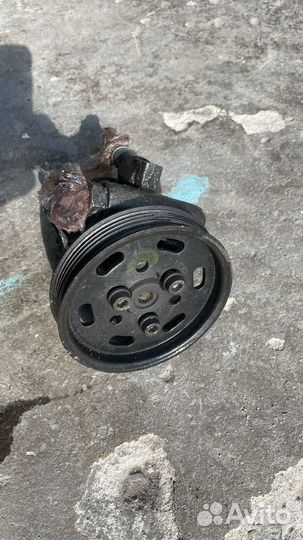 Гур Volkswagen 1J0422154D