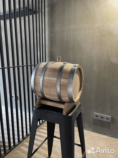 Дубовая бочка 10 литров (авито-доставка)