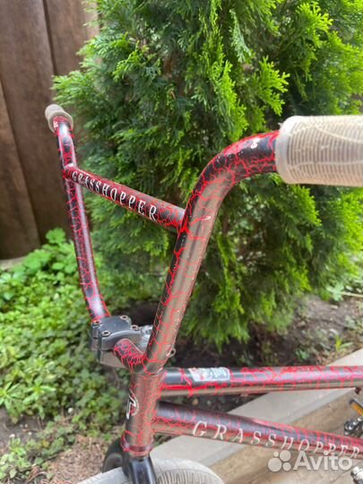 Трюковой велосипед BMX