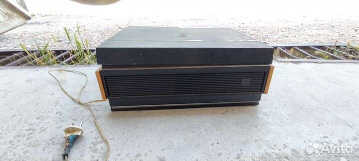 Катушечный магнитофон