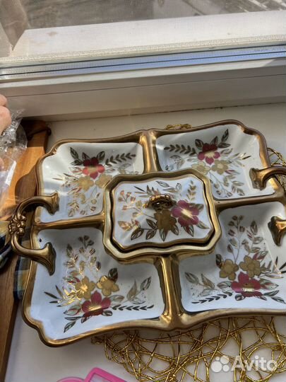 Фарфоровый поднос менажница