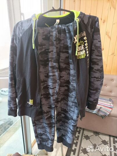 Спортивный костюм для мальчика 140 146