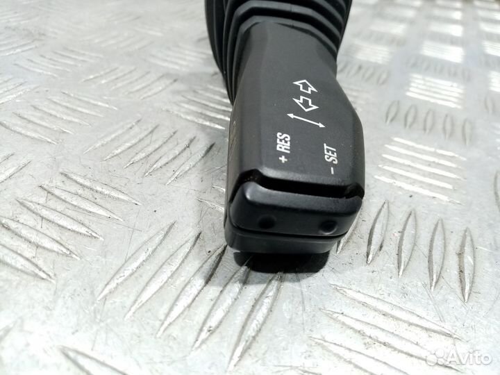 Б/У Переключатель поворотов подрулевой#001