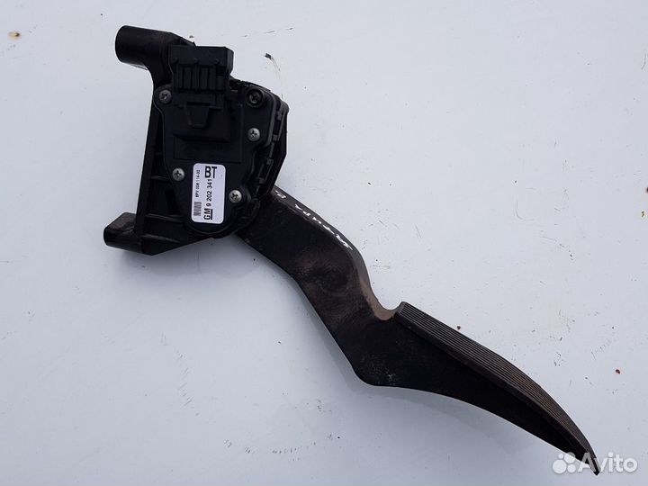 Педаль газа Opel Zafira В
