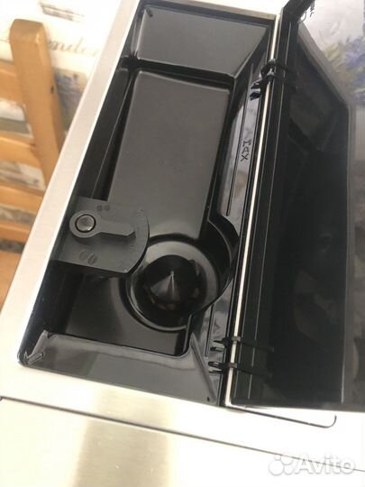 Кофемашина на гарантии De'Longhi новая PrimaDonna